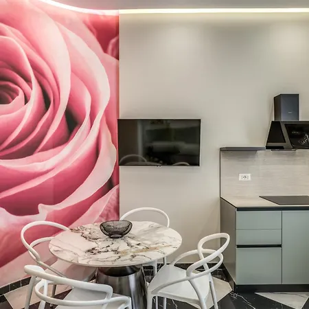 Lady Rose One Apartment Naples