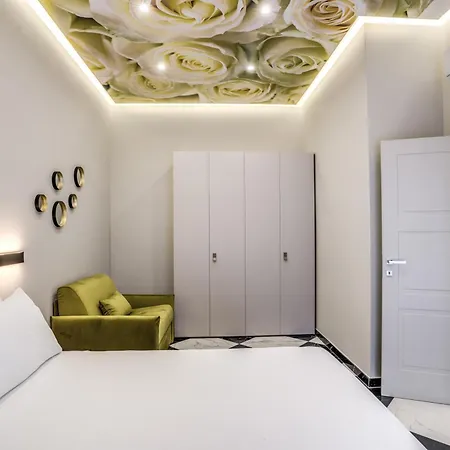 Lady Rose One Apartment