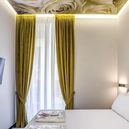 Lady Rose One Naples