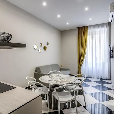 Lady Rose One Apartment Neapel